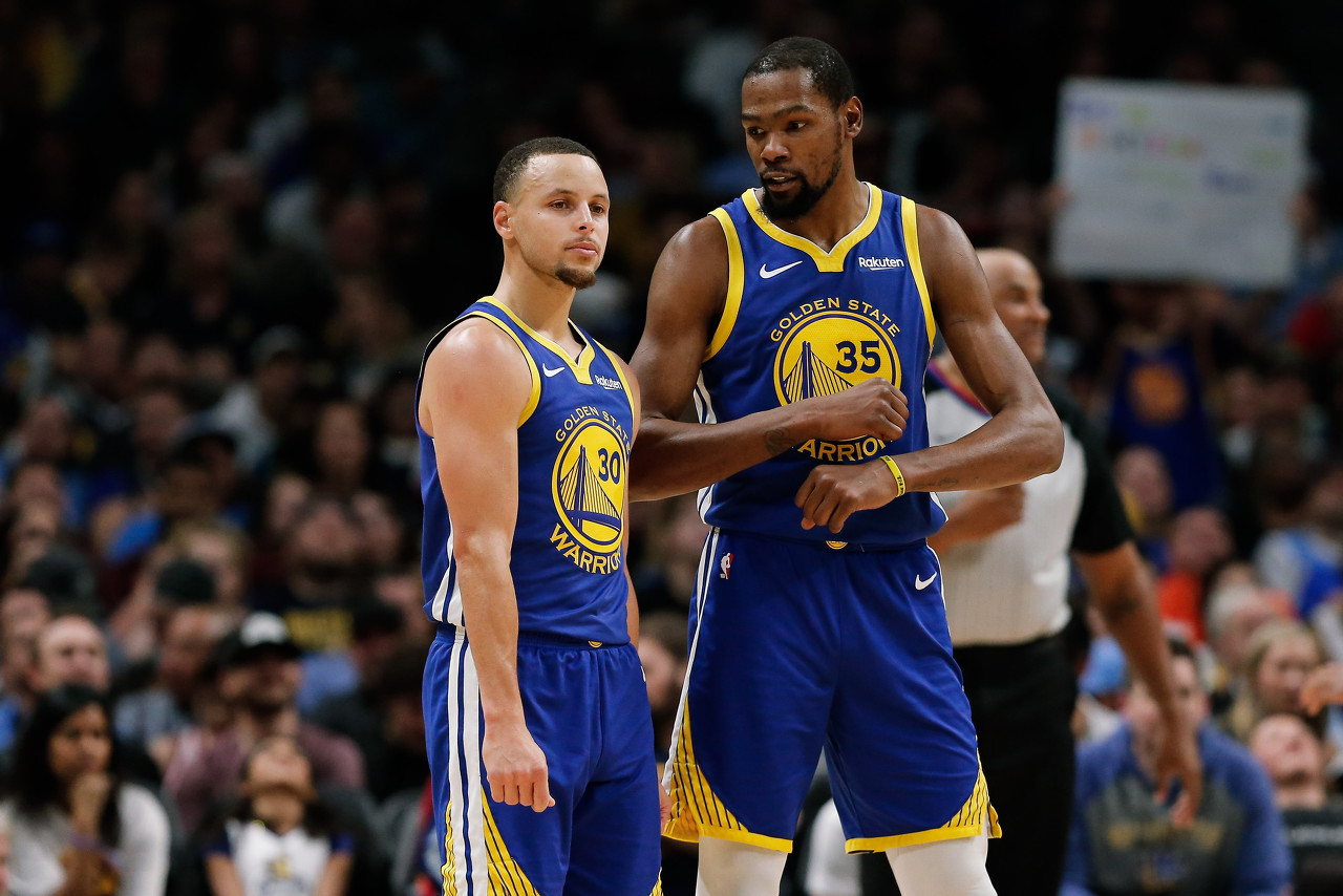 你會永遠(yuǎn)活在庫里陰影下！KD：在我幻想的NBA世界里我就是GOAT