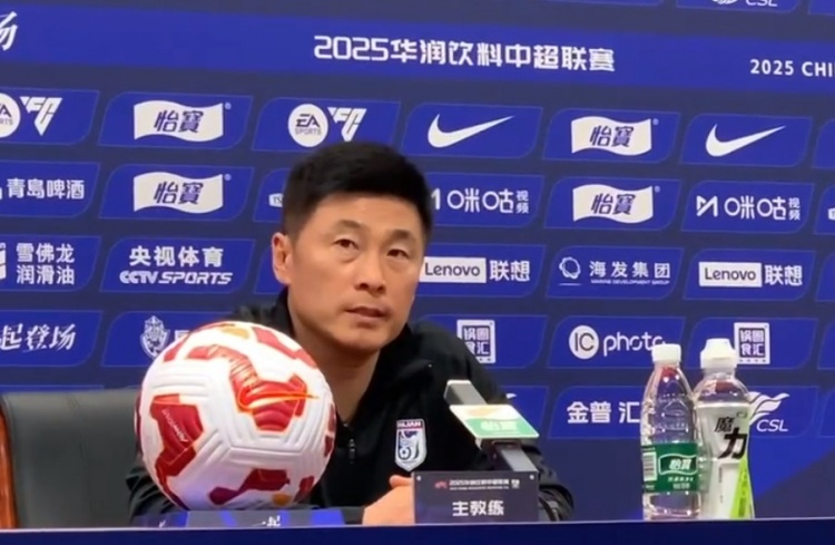 李國(guó)旭：需重點(diǎn)應(yīng)對(duì)梅州的轉(zhuǎn)換及外援，球員的受傷會(huì)影響球隊(duì)安排