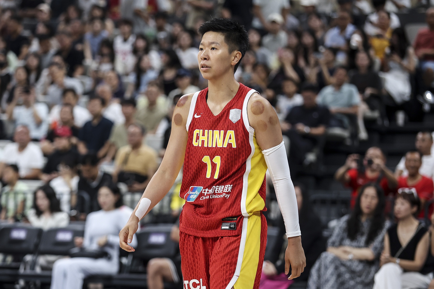 增加時間調(diào)狀態(tài)！黃思靜出戰(zhàn)19分55秒拿到8分6板2斷 正負值達+21