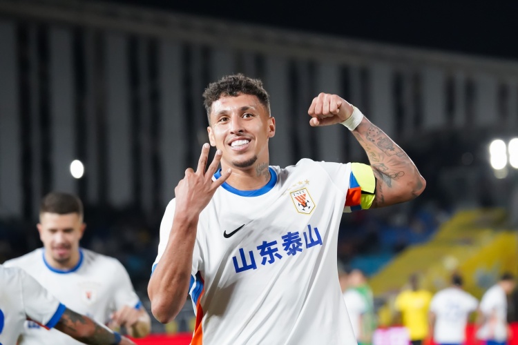 魯媒：泰山外租小將表現(xiàn)搶眼，克雷桑接受治療下輪能否出場(chǎng)待定