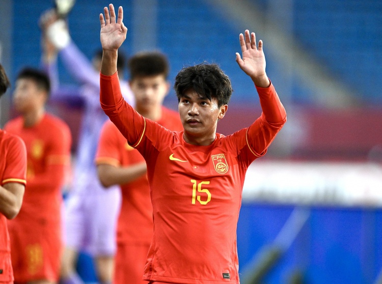 今晚報(bào)：U23男足亞洲杯預(yù)選賽 中國(guó)隊(duì)全力沖擊小組第一