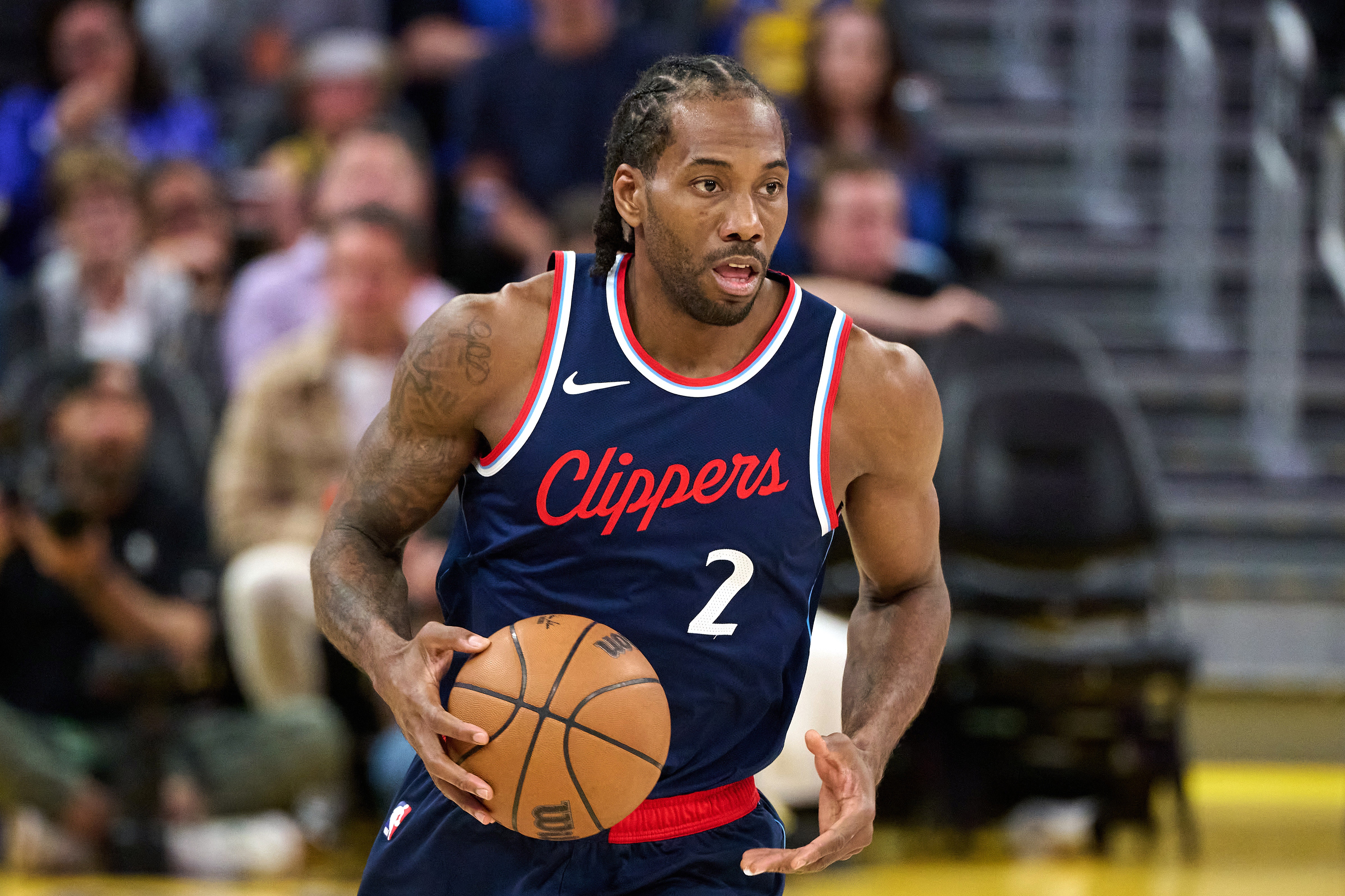 身陷陰陽(yáng)合同風(fēng)波！NBA高管：當(dāng)年湖人未能簽下小卡算是躲過(guò)一劫
