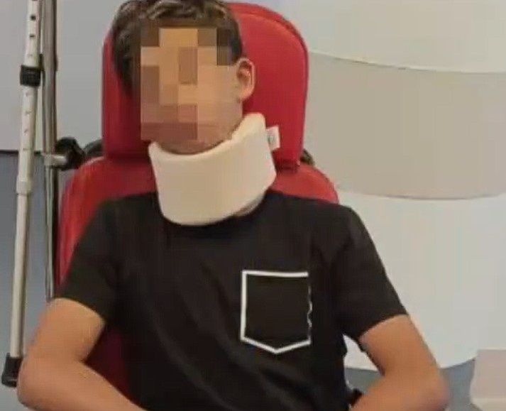 毆打?qū)κ?賽后被沖場成年人打！意大利13歲門將被禁賽一年