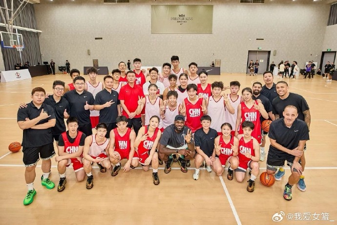 中國U16女籃今天飛往馬來西亞吉隆坡備戰(zhàn)亞洲杯 劉瑞、李安妮在列